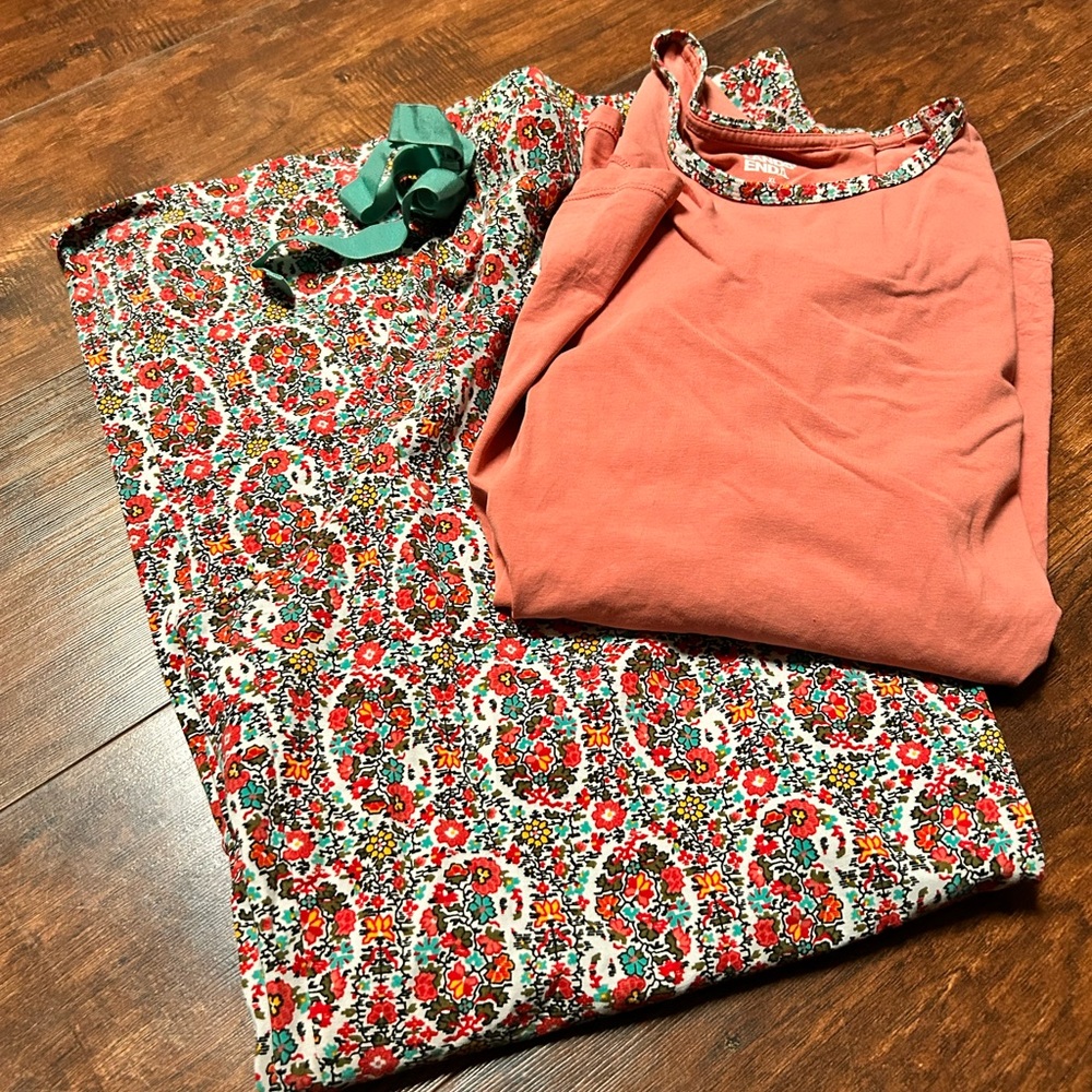 Lands' End Paisley- comfy  Women's XL cotton PJ set EUC